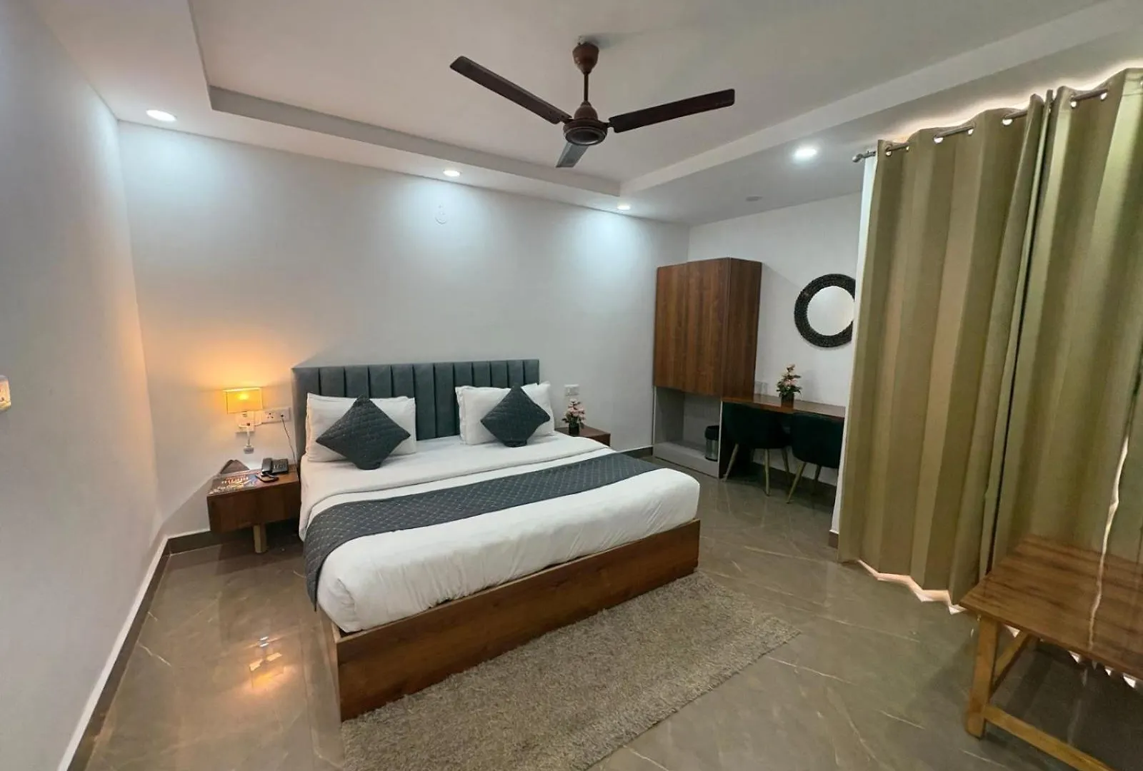 **  Hotel Jip Breezy Heights New Delhi India